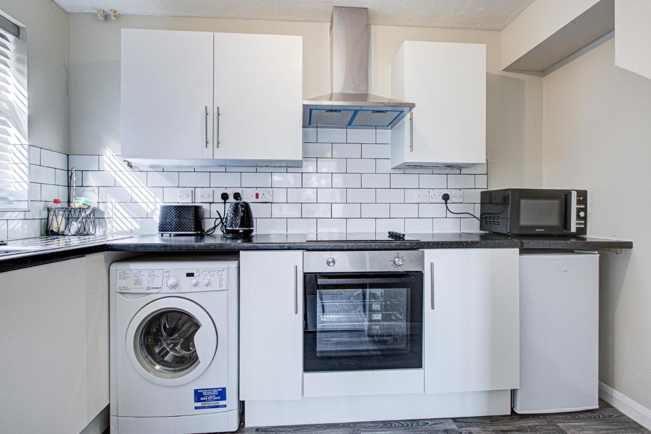 Villa Windsor Burnham Ascot Haven Sleeps 4 Slough Exterior foto
