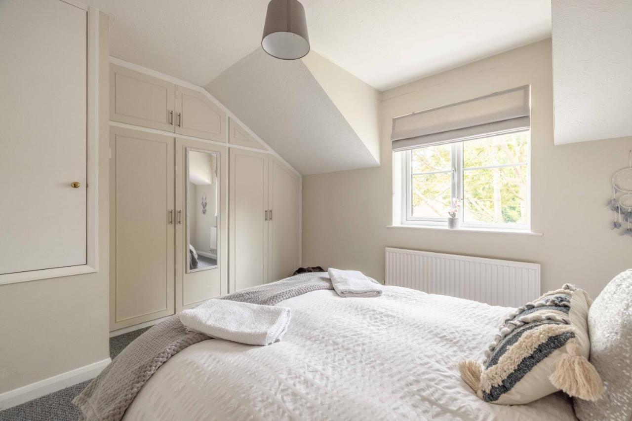 Villa Windsor Burnham Ascot Haven Sleeps 4 Slough Exterior foto
